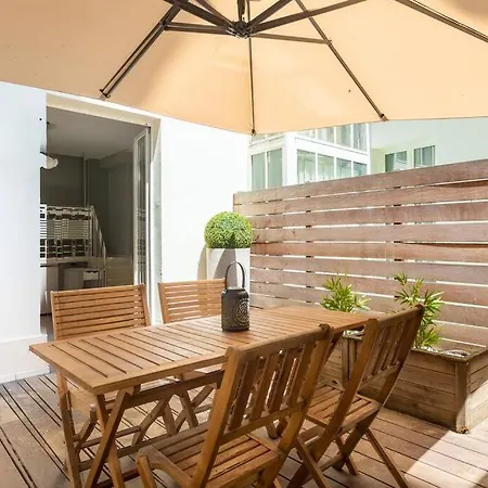 Appartement Special! 500m To Eiffel Tower: Duplex With Terrace Parijs